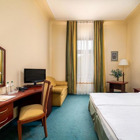Hotel Palace Europa Lublin Buitenkant foto