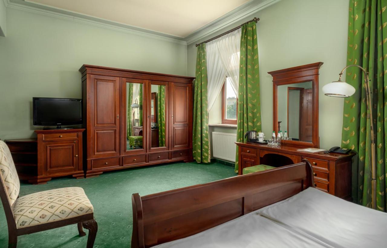 Hotel Palace Europa Lublin Buitenkant foto