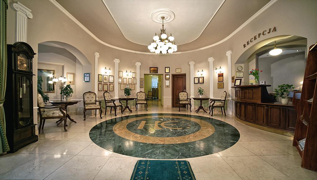 Hotel Palace Europa Lublin Buitenkant foto