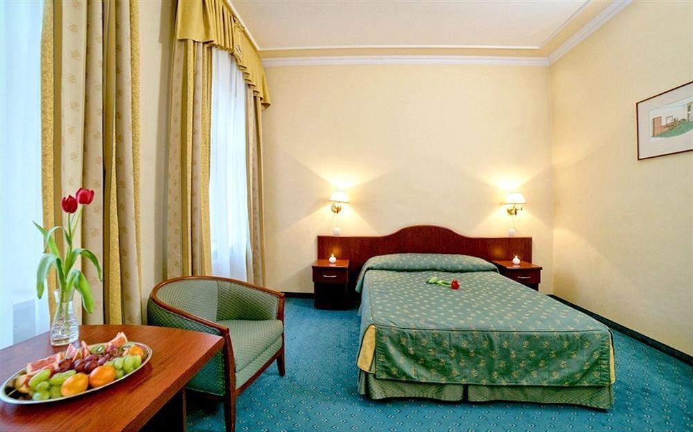 Hotel Palace Europa Lublin Buitenkant foto