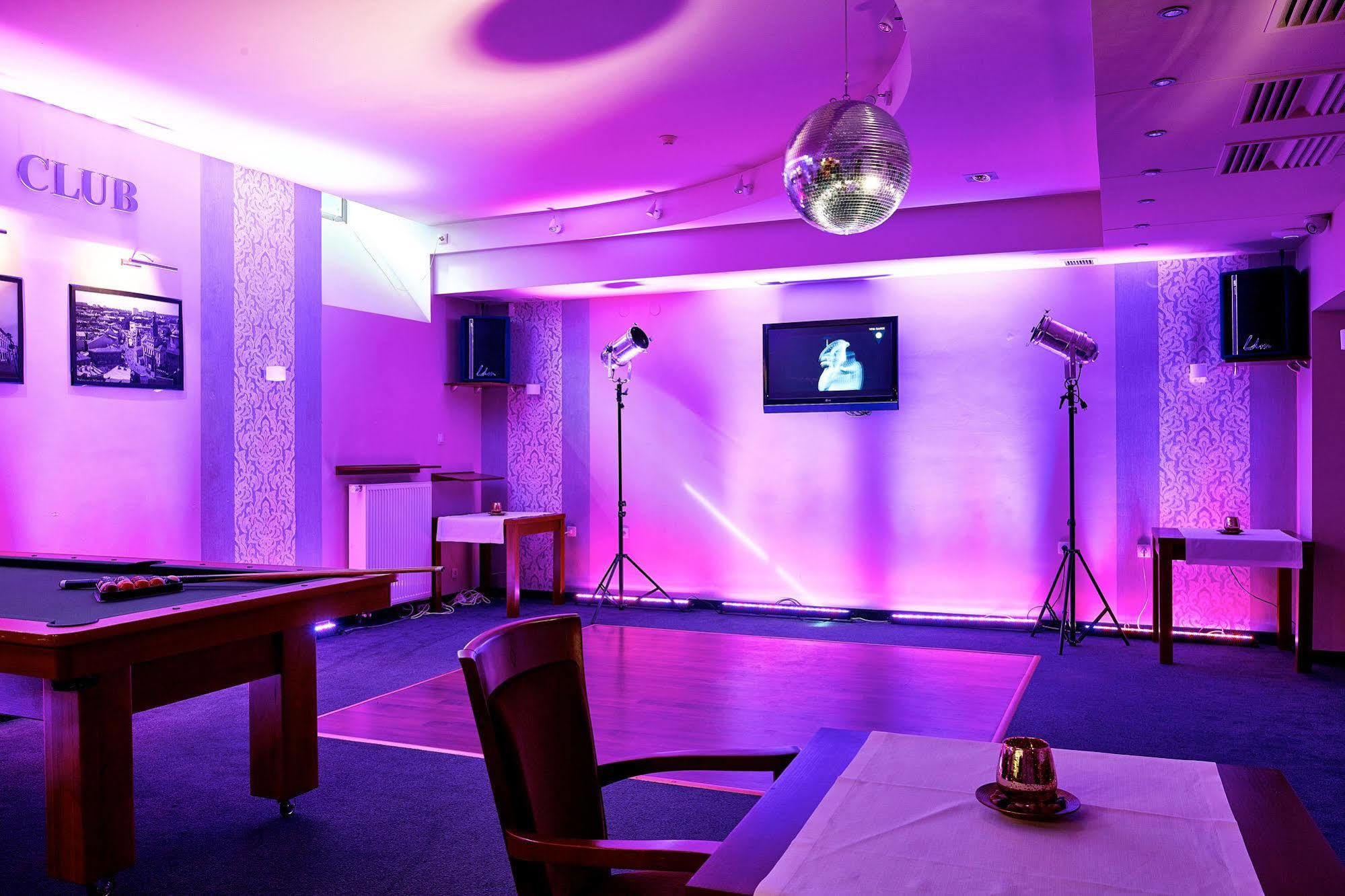 Hotel Palace Europa Lublin Buitenkant foto
